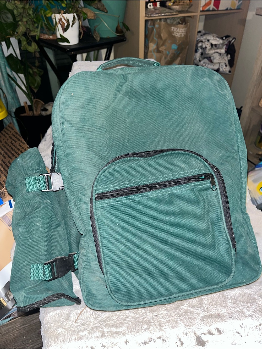 NEW w/o tags Picnic at Ascot Green Canvas Insulated Backpack Wine Holder